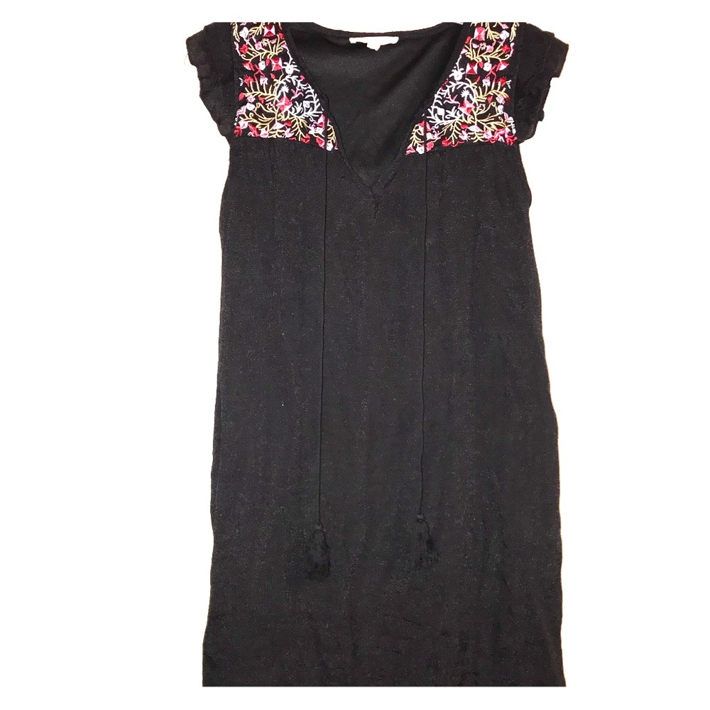 Black dress with embroidery